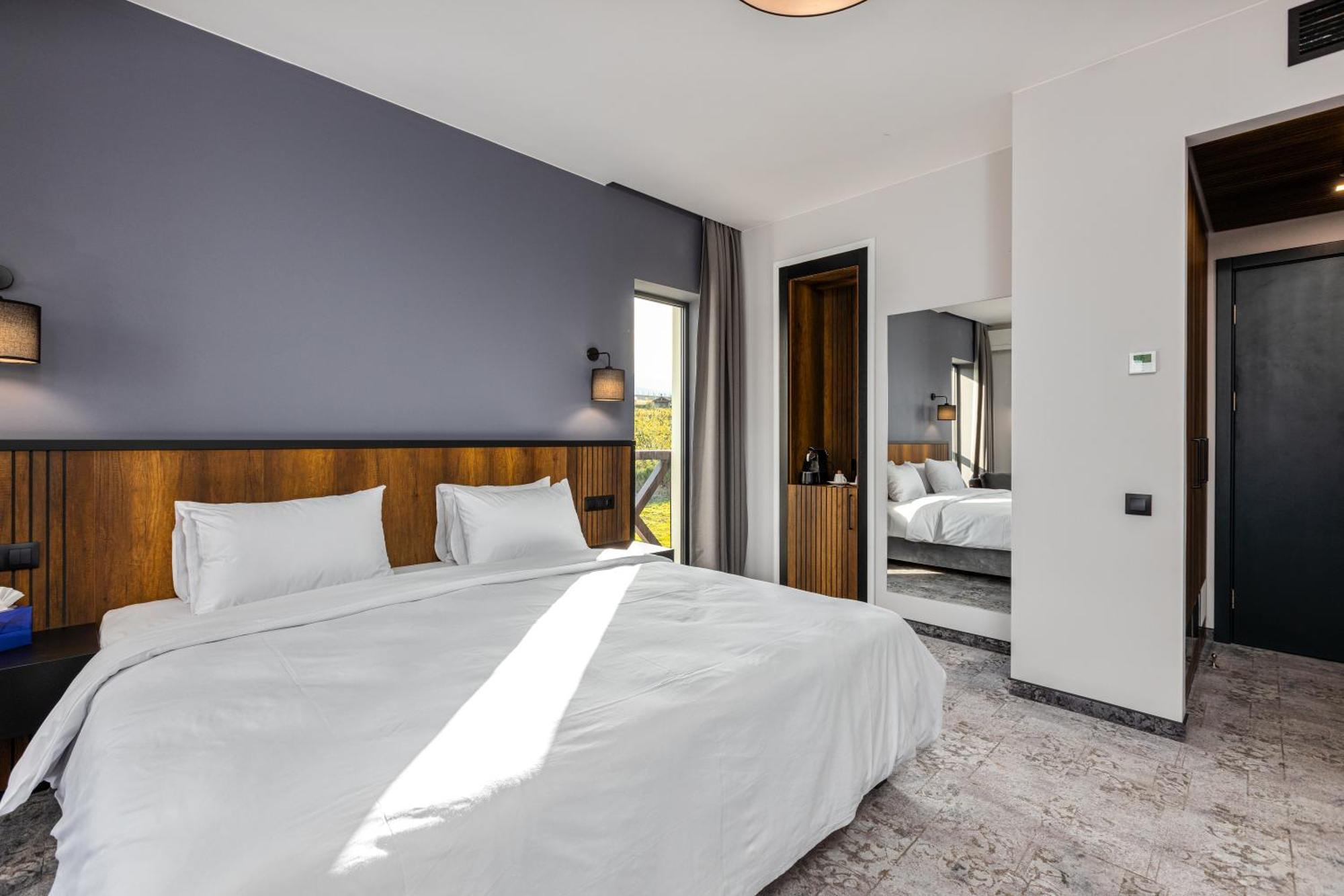 Hotel Qvevrebi Telavi Esterno foto